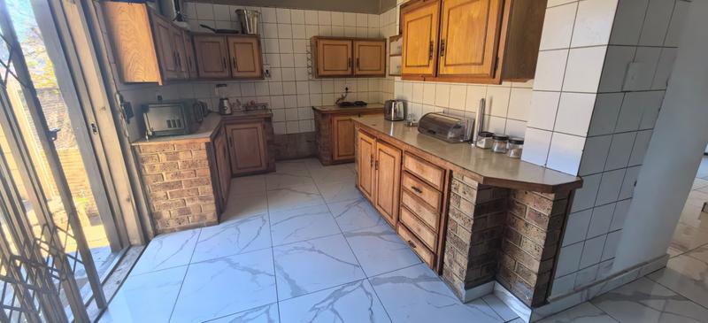 3 Bedroom Property for Sale in Lindhaven Gauteng