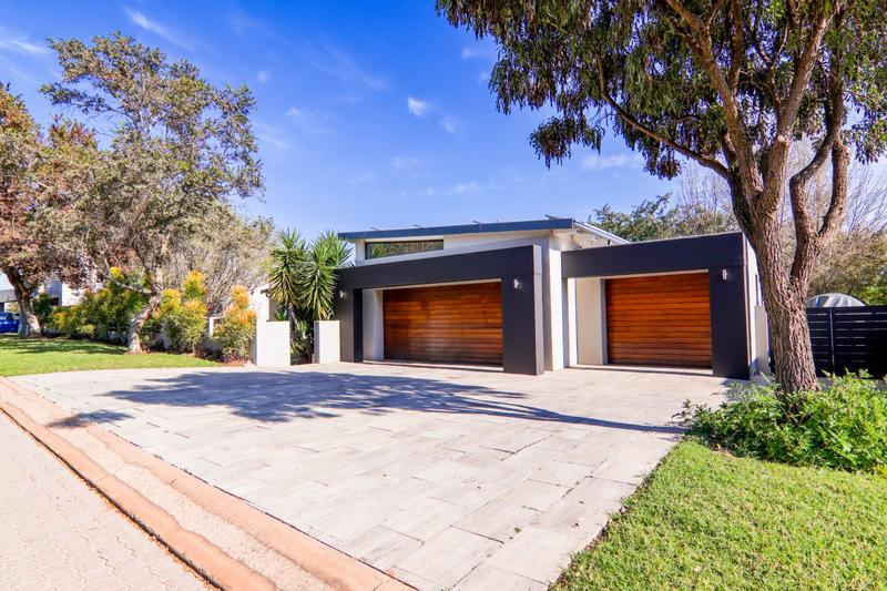 To Let 3 Bedroom Property for Rent in Copperleaf Estate Gauteng
