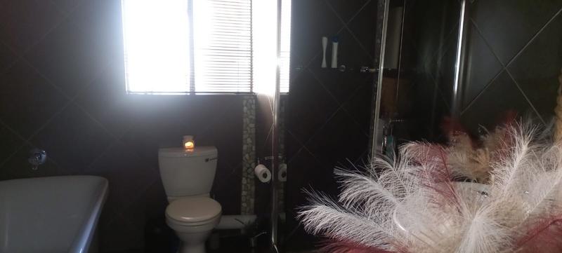 3 Bedroom Property for Sale in Amberfield Gauteng