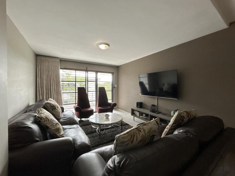 To Let 2 Bedroom Property for Rent in Bryanston Gauteng