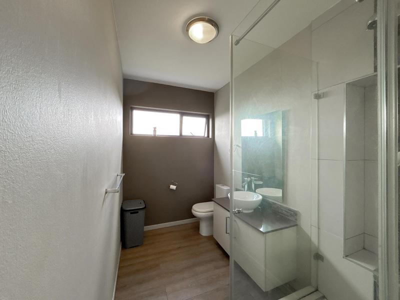 To Let 2 Bedroom Property for Rent in Bryanston Gauteng