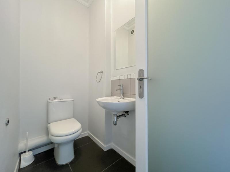 To Let 1 Bedroom Property for Rent in Rivonia Gauteng