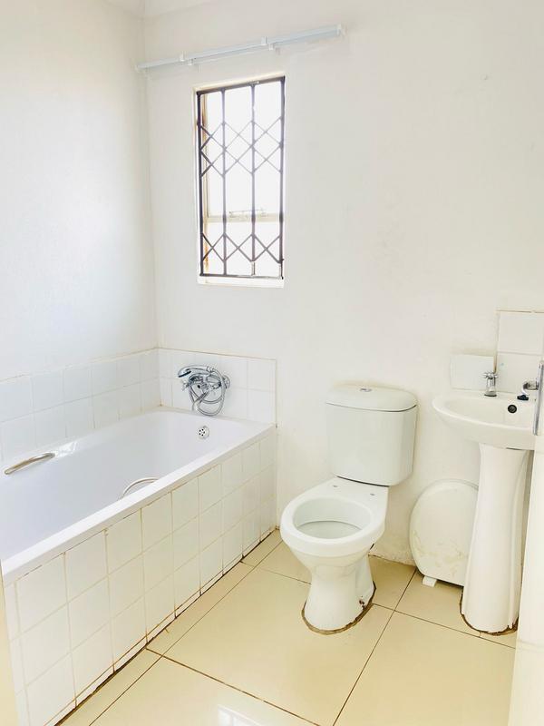 2 Bedroom Property for Sale in Benoni Gauteng