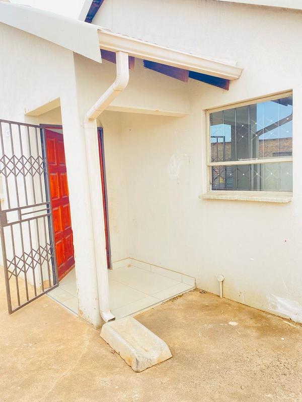 2 Bedroom Property for Sale in Benoni Gauteng