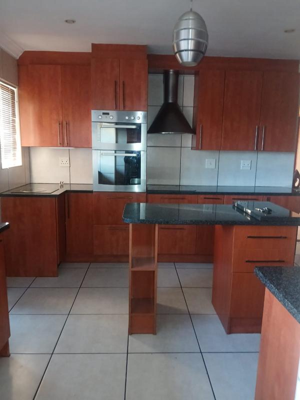 3 Bedroom Property for Sale in Greenhills Gauteng