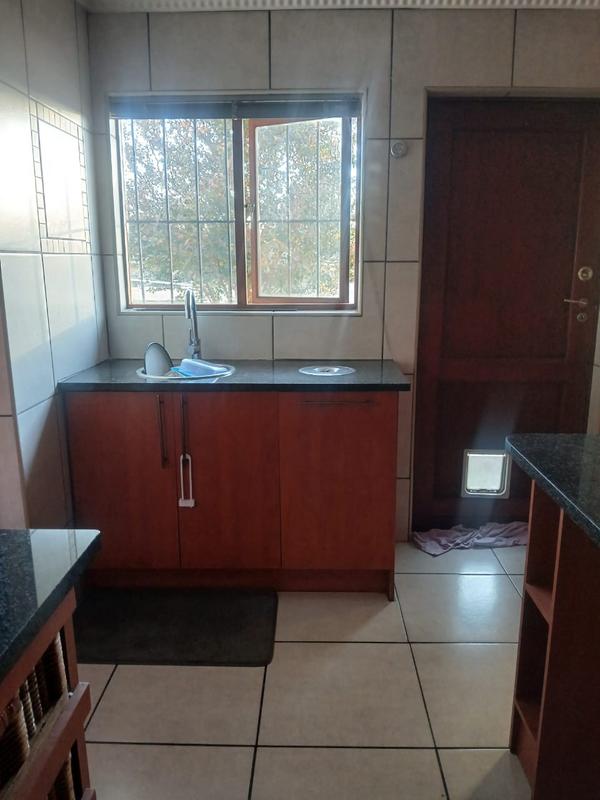 3 Bedroom Property for Sale in Greenhills Gauteng