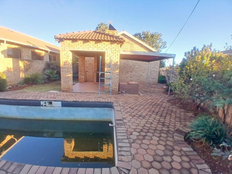 3 Bedroom Property for Sale in Greenhills Gauteng