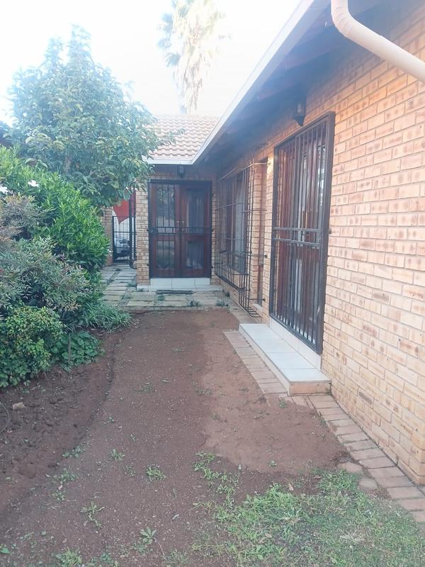 3 Bedroom Property for Sale in Greenhills Gauteng