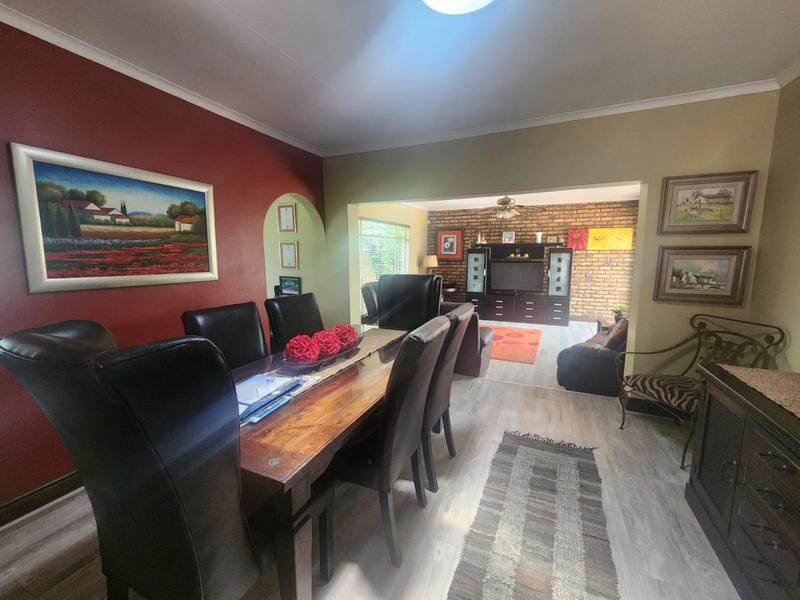 3 Bedroom Property for Sale in Helikonpark Gauteng