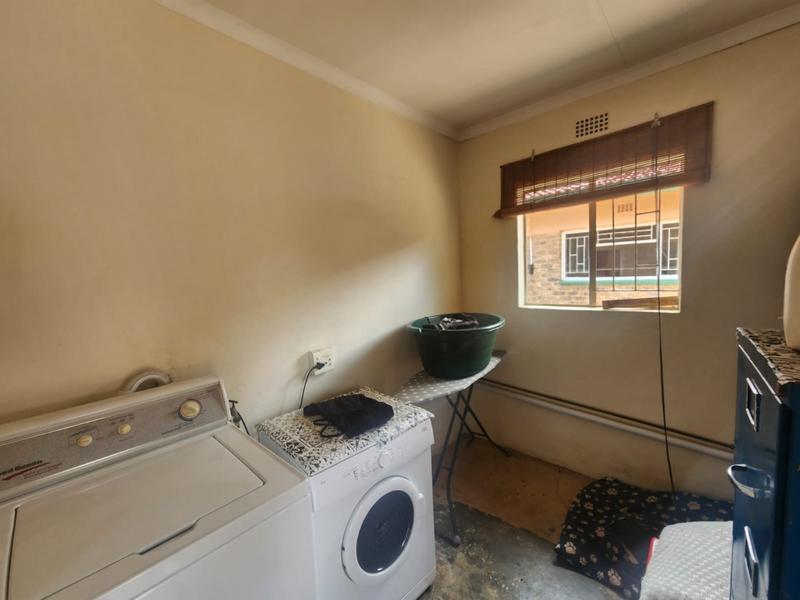 3 Bedroom Property for Sale in Helikonpark Gauteng