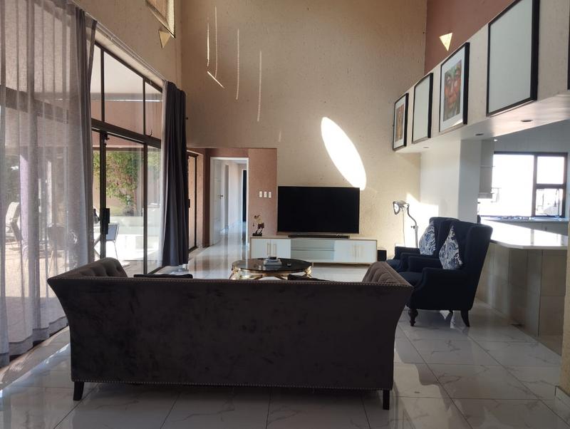 To Let 5 Bedroom Property for Rent in Hurlingham Gauteng