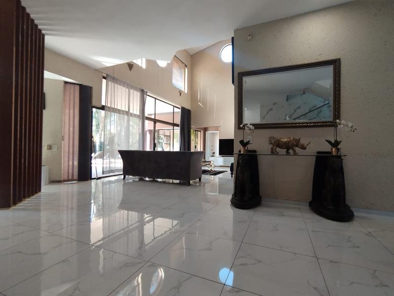 To Let 5 Bedroom Property for Rent in Hurlingham Gauteng