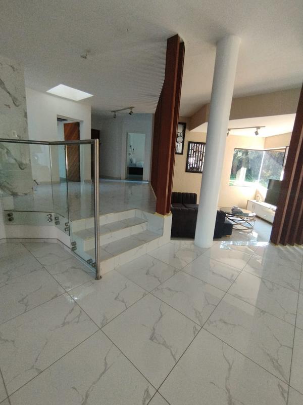 To Let 5 Bedroom Property for Rent in Hurlingham Gauteng