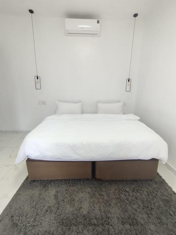 To Let 5 Bedroom Property for Rent in Hurlingham Gauteng