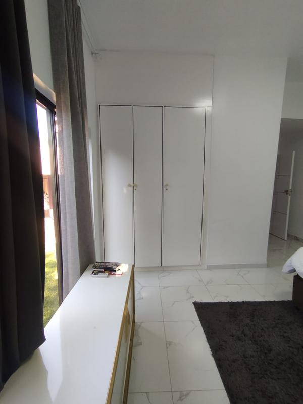 To Let 5 Bedroom Property for Rent in Hurlingham Gauteng