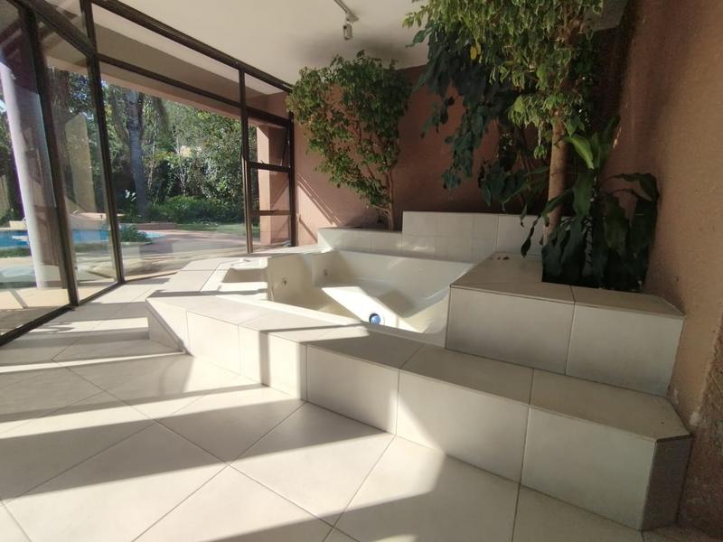 To Let 5 Bedroom Property for Rent in Hurlingham Gauteng