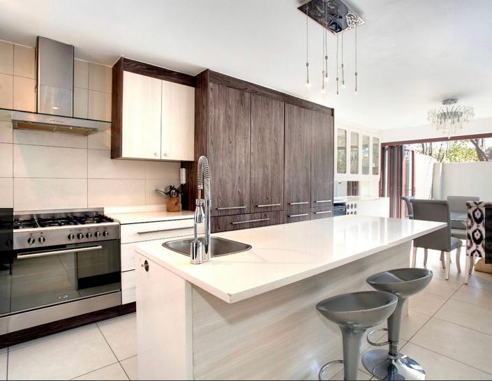 To Let 4 Bedroom Property for Rent in Morningside Gauteng