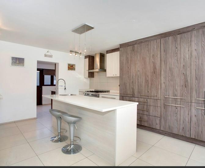 To Let 4 Bedroom Property for Rent in Morningside Gauteng