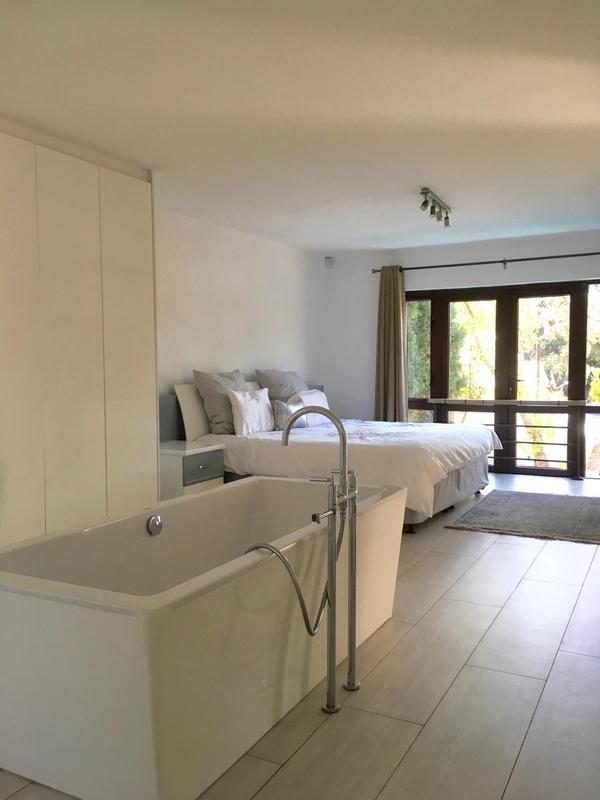 To Let 4 Bedroom Property for Rent in Morningside Gauteng