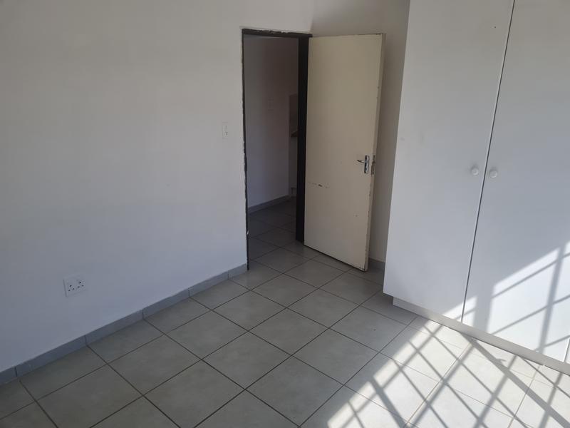 2 Bedroom Property for Sale in Florida Gauteng