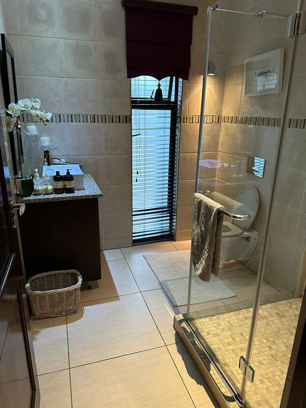 To Let 5 Bedroom Property for Rent in Summerset Gauteng