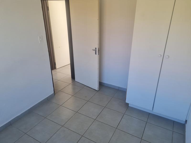 2 Bedroom Property for Sale in Florida Gauteng