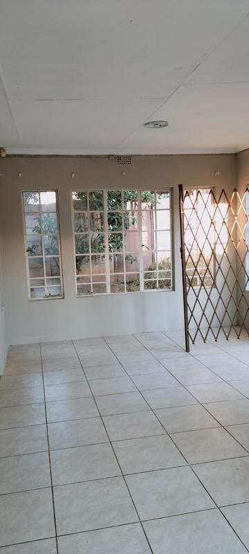 9 Bedroom Property for Sale in Weltevreden Park Gauteng