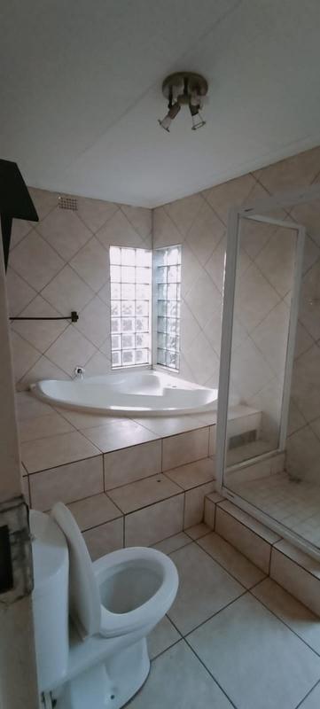 9 Bedroom Property for Sale in Weltevreden Park Gauteng