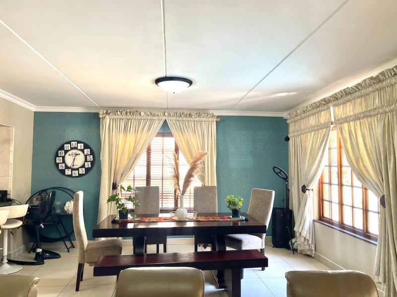 3 Bedroom Property for Sale in Noordwyk Gauteng