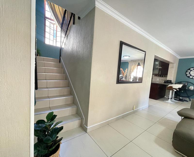 3 Bedroom Property for Sale in Noordwyk Gauteng