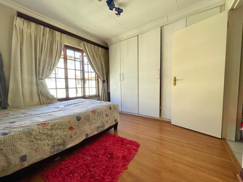 3 Bedroom Property for Sale in Noordwyk Gauteng