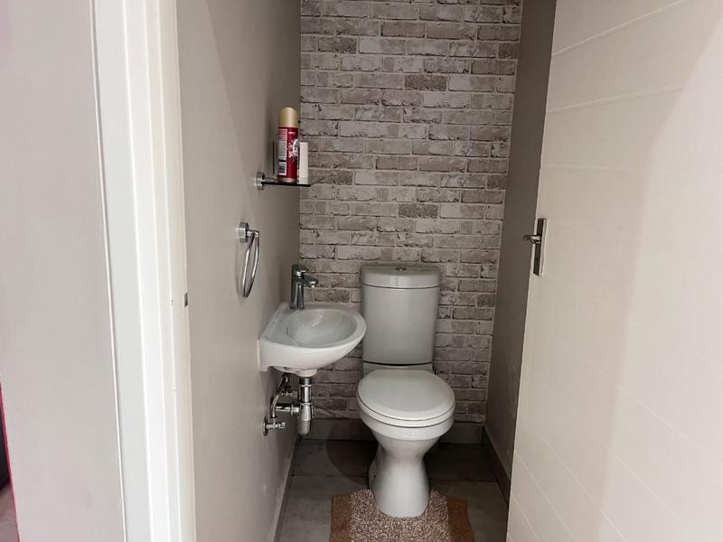 4 Bedroom Property for Sale in Equestria Gauteng