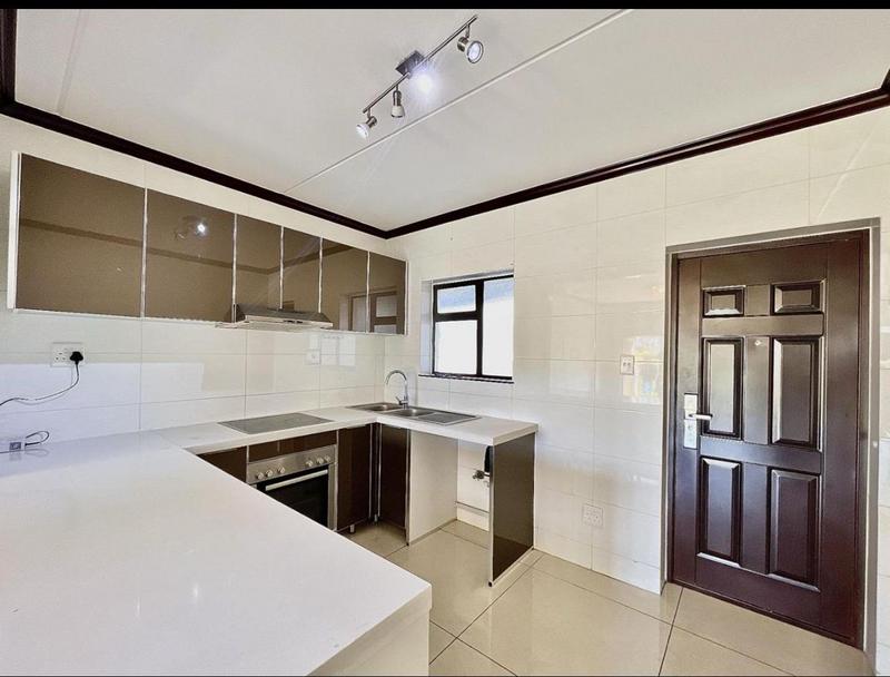 To Let 2 Bedroom Property for Rent in Craigavon Gauteng