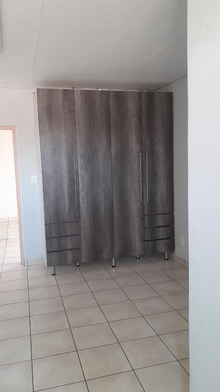 0 Bedroom Property for Sale in Kew Gauteng
