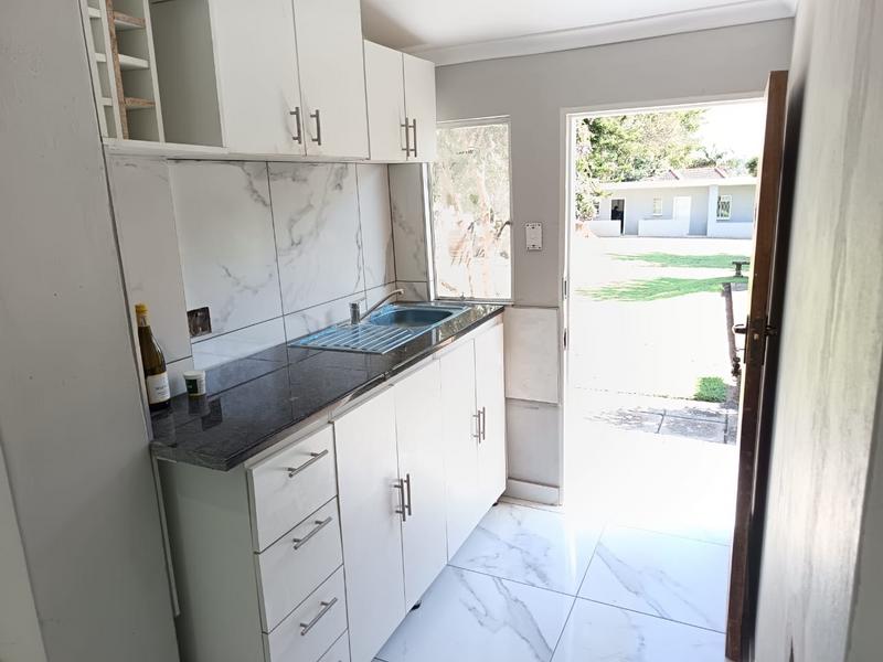 1 Bedroom Property for Sale in Kew Gauteng