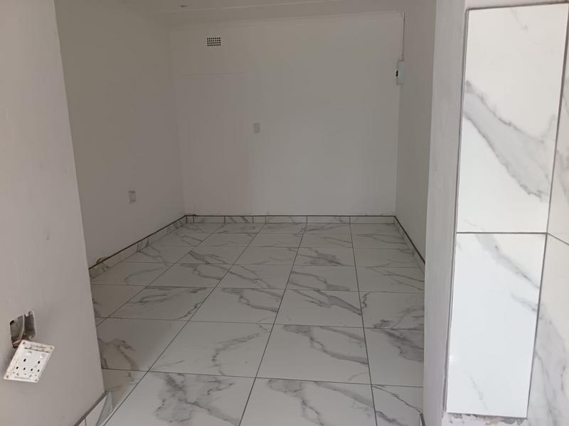 To Let 1 Bedroom Property for Rent in Kew Gauteng