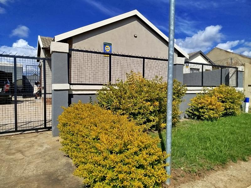 To Let 3 Bedroom Property for Rent in Kya Sands Gauteng