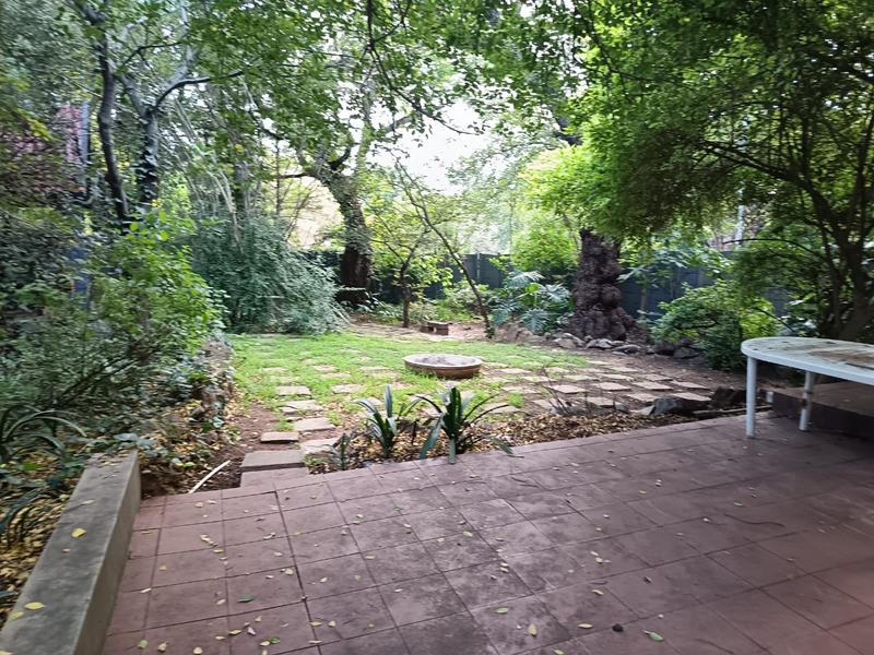 To Let 3 Bedroom Property for Rent in Robindale Gauteng