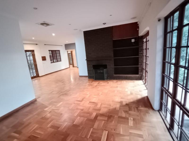 To Let 3 Bedroom Property for Rent in Robindale Gauteng