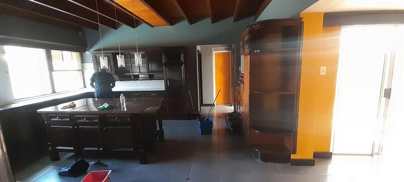 To Let 4 Bedroom Property for Rent in Little Falls Gauteng