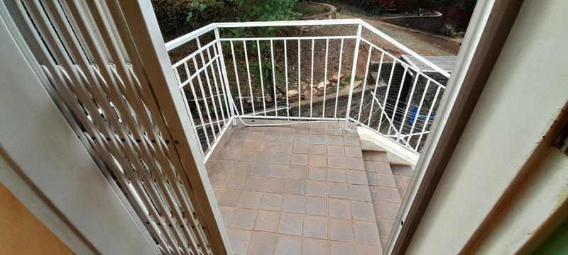 To Let 4 Bedroom Property for Rent in Little Falls Gauteng