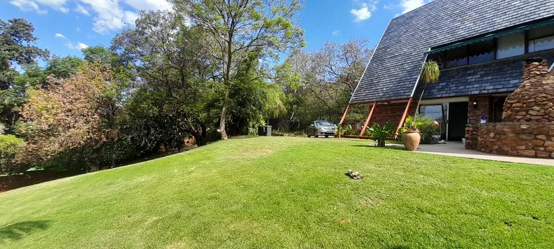 To Let 4 Bedroom Property for Rent in Little Falls Gauteng