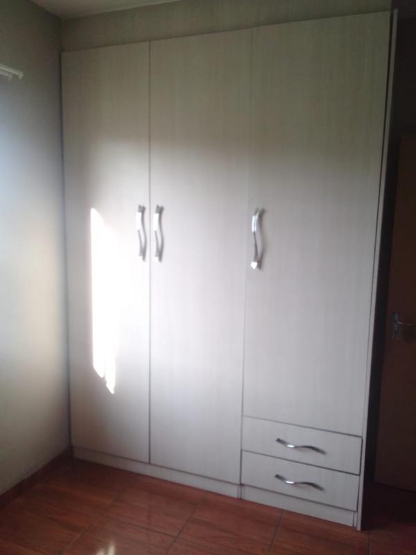 To Let 2 Bedroom Property for Rent in Fleurhof Gauteng