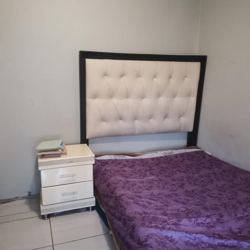 To Let 3 Bedroom Property for Rent in Fleurhof Gauteng