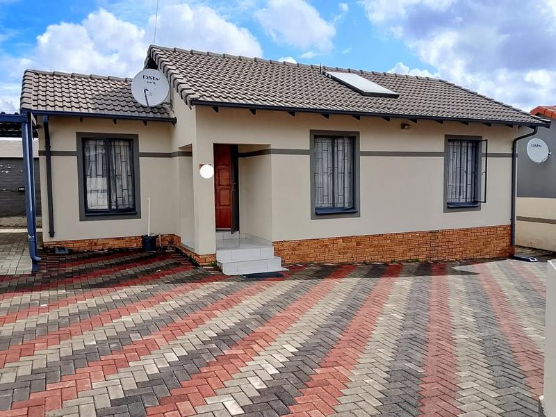 3 Bedroom Property for Sale in Kya Sands Gauteng