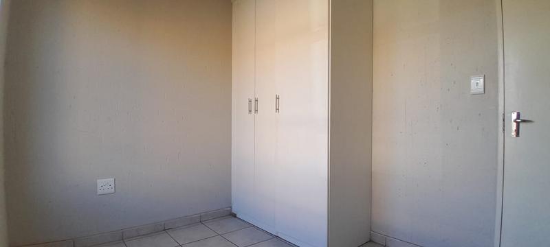 2 Bedroom Property for Sale in Bonanne Gauteng