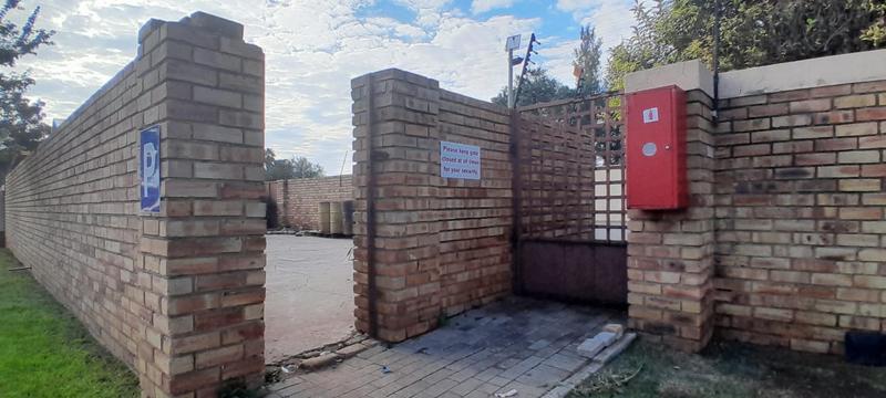 2 Bedroom Property for Sale in Bonanne Gauteng
