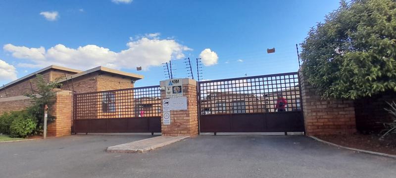 2 Bedroom Property for Sale in Bonanne Gauteng