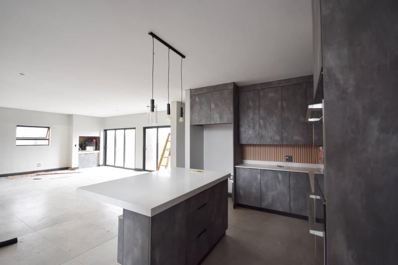 4 Bedroom Property for Sale in Fountainbrook Estate Gauteng