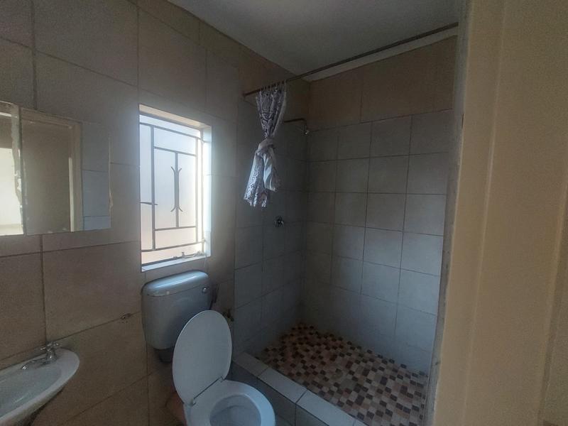 To Let 1 Bedroom Property for Rent in Ebony Park Gauteng